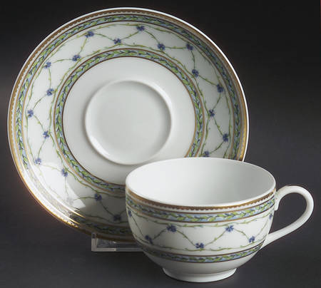 Allee Royale Flat Cup & Saucer Set