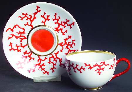 Cristobal Flat Cup & Saucer Set