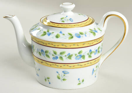 Morning Glory (Spray) Teapot & Lid