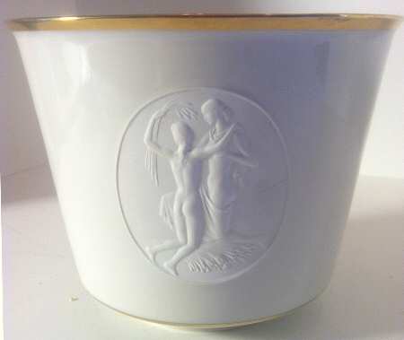 Arcadia (Gold Trim) 6" Cachepot