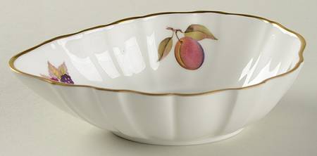 Arden Avocado Bowl by Royal Worcester