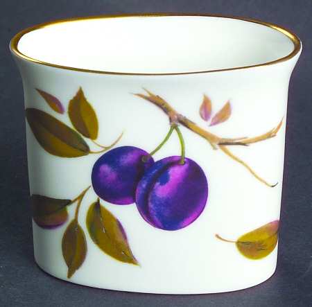 Arden Cigarette Holder by Royal Worcester