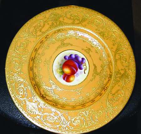 RW127 by Royal Worcester
