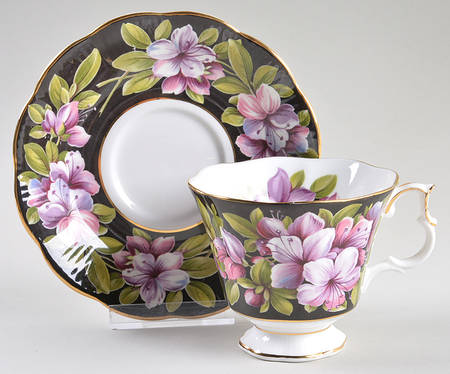 Bouquet Series Footed Cup & Saucer Set
