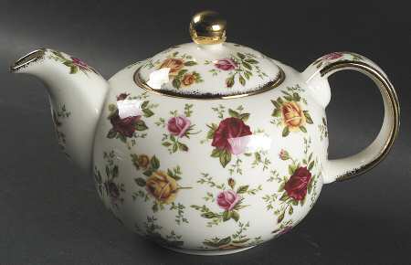 Old Country Roses (Classic IV) Teapot & Lid