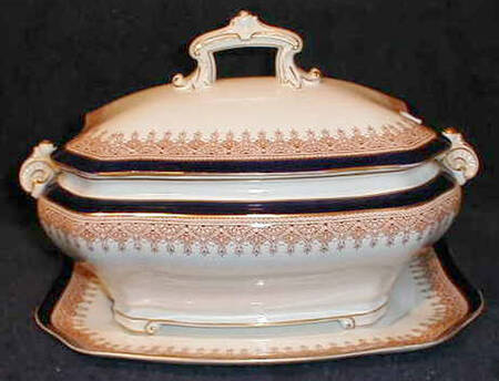 W2286 by Royal Worcester