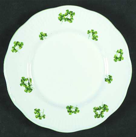 Shamrock (Eros Shape) by Rosina-Queens