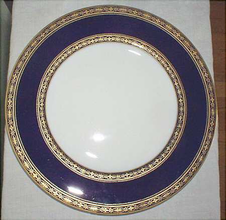 C2017 by Royal Worcester