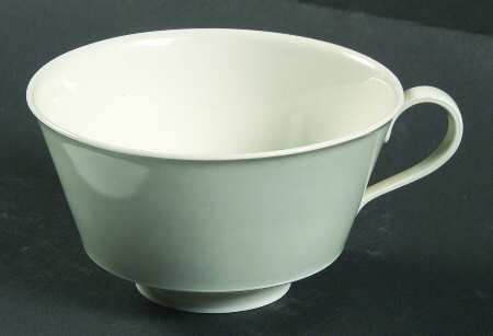 Arcadia Gray (No Trim, Cream Background) Footed Cup by Royal Berlin