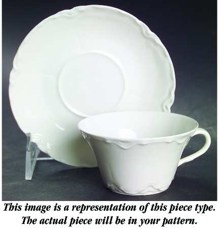 Montebello Flat Cup & Saucer Set