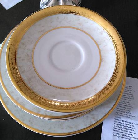 Kensington Ivory by Royal Porcelain