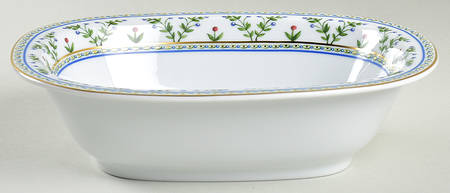 Heloise 9" Oval Vegetable Bowl