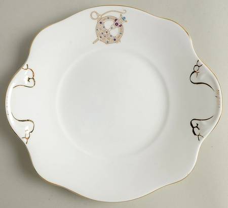 Tara Brooch (Smooth) Handled Cake Plate