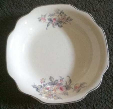 Mary Belle (Scalloped, Platinum Trim) by Royal (USA)