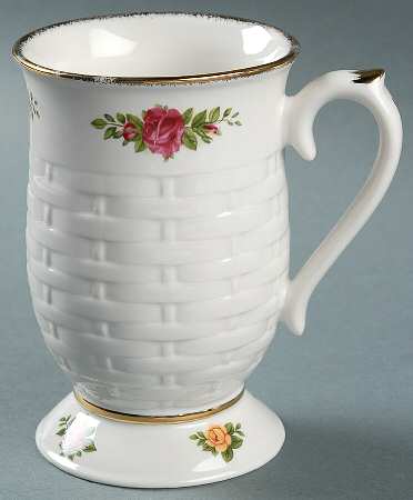Old Country Roses Footed Mug