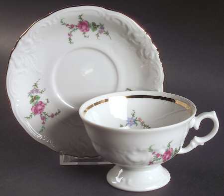 RKT23 Footed Cup & Saucer Set
