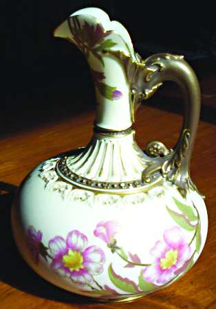 1136 by Royal Worcester