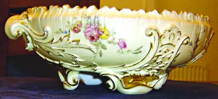 1603 by Royal Worcester