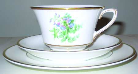 Wild Flowers of Britain by Royal Worcester