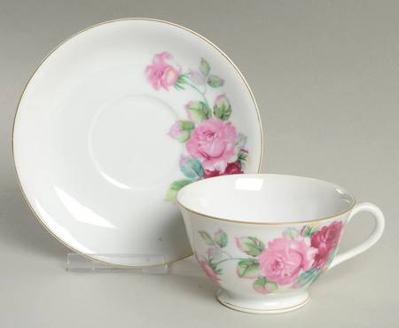 RGN3 Footed Cup & Saucer Set