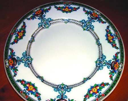 RD258 by Royal Doulton