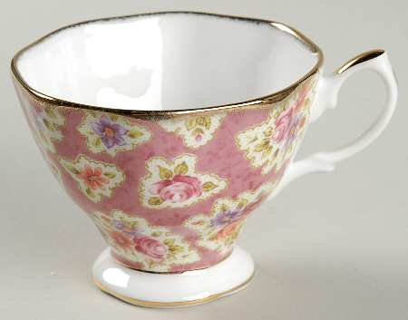 Vintage Floral Collection Footed Cup