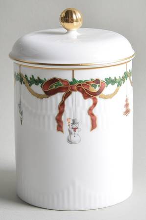 Star Fluted Treat Jar & Lid
