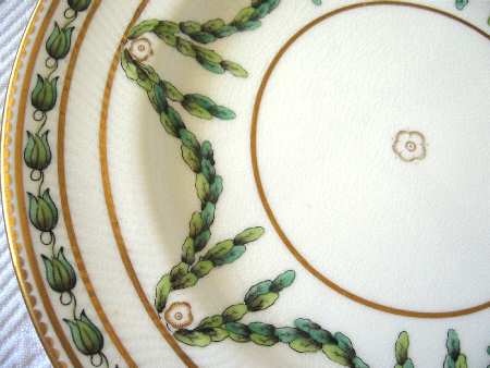 RW197 by Royal Worcester