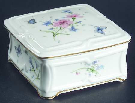 Cottage Pinks by Royal Albert