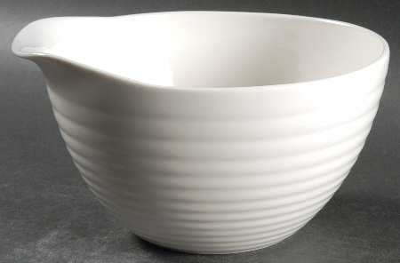 Maze White (Porcelain) 7" Mixing Bowl