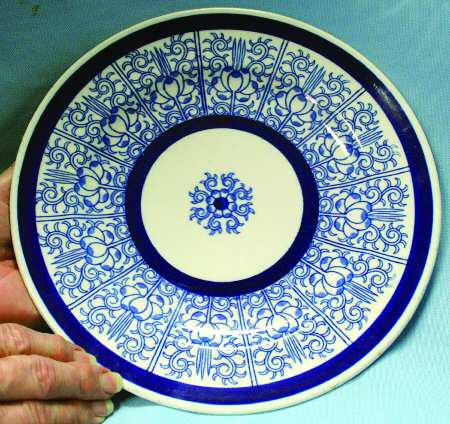 RW203 by Royal Worcester