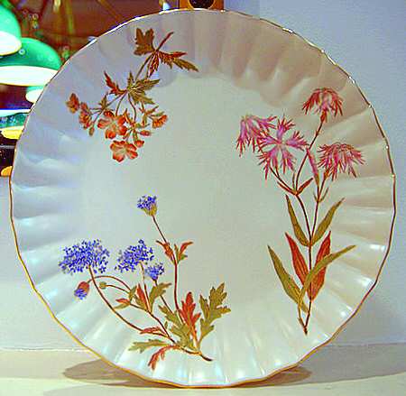 RW204 by Royal Worcester