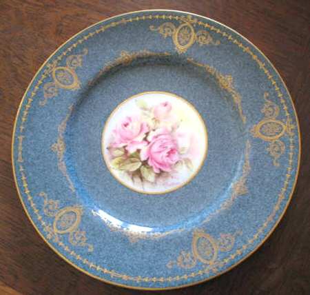 Z472 by Royal Worcester