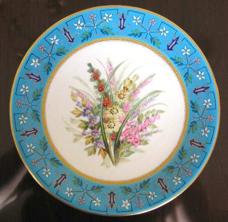 9074 by Royal Worcester