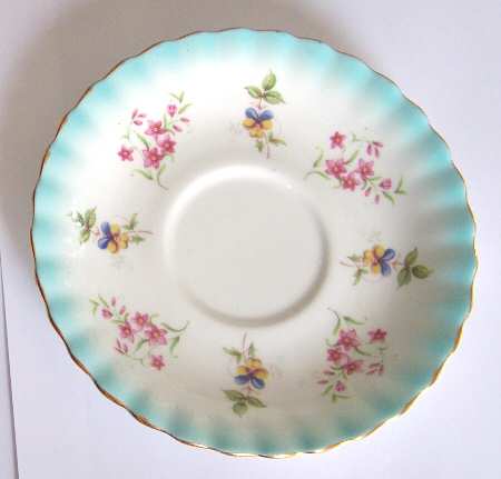ROA214 by Royal Albert
