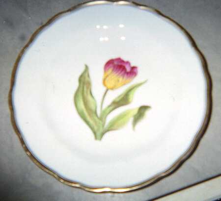 RW216 by Royal Worcester