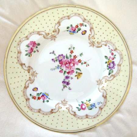 Z1722 by Royal Worcester