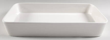Maze White (Porcelain) 16" Rectangular Baker