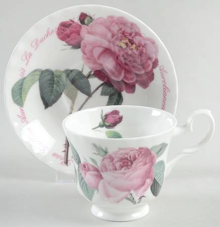 Versailles Footed Cup & Saucer Set