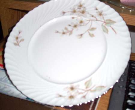 Dogwood (Gold Trim) by Royal Tettau