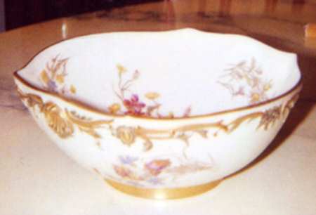 1522 by Royal Worcester