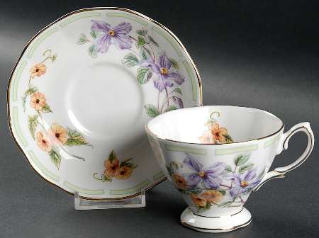 Botanical Teas Footed Cup & Saucer Set