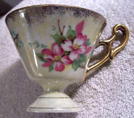 7749 Footed Cup