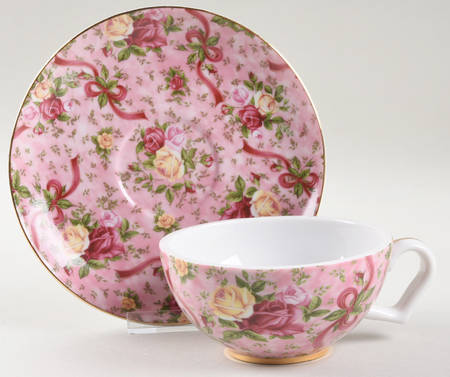 Old Country Roses (Pink Chintz) Flat Cup & Saucer Set