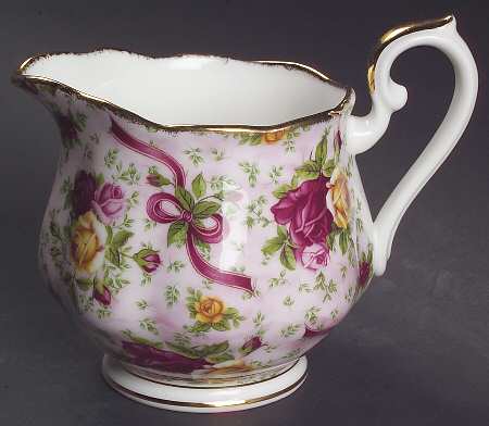 Old Country Roses (Pink Chintz) Creamer