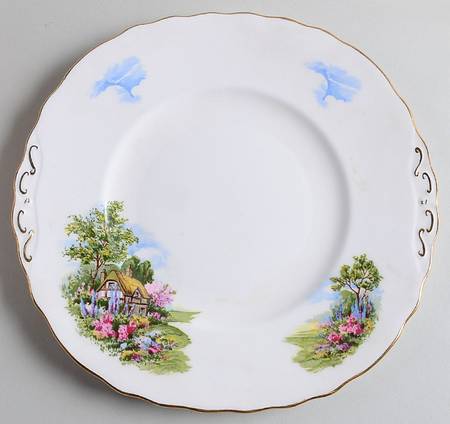 7382 Handled Cake Plate