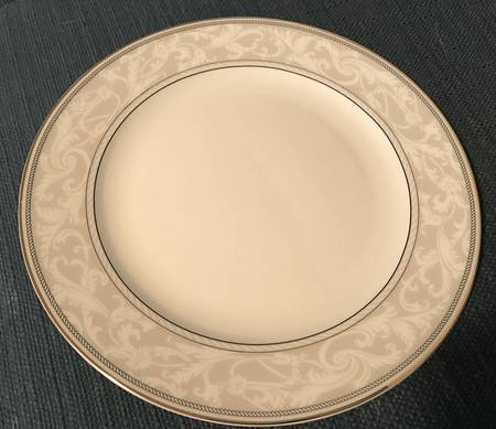 R4S1 Salad Plate by Royal Savoy