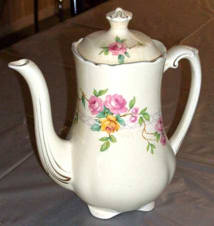Mary Garden Coffee Pot & Lid