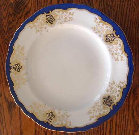 RW257 by Royal Worcester
