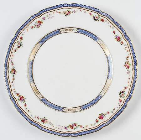 H935 by Royal Doulton